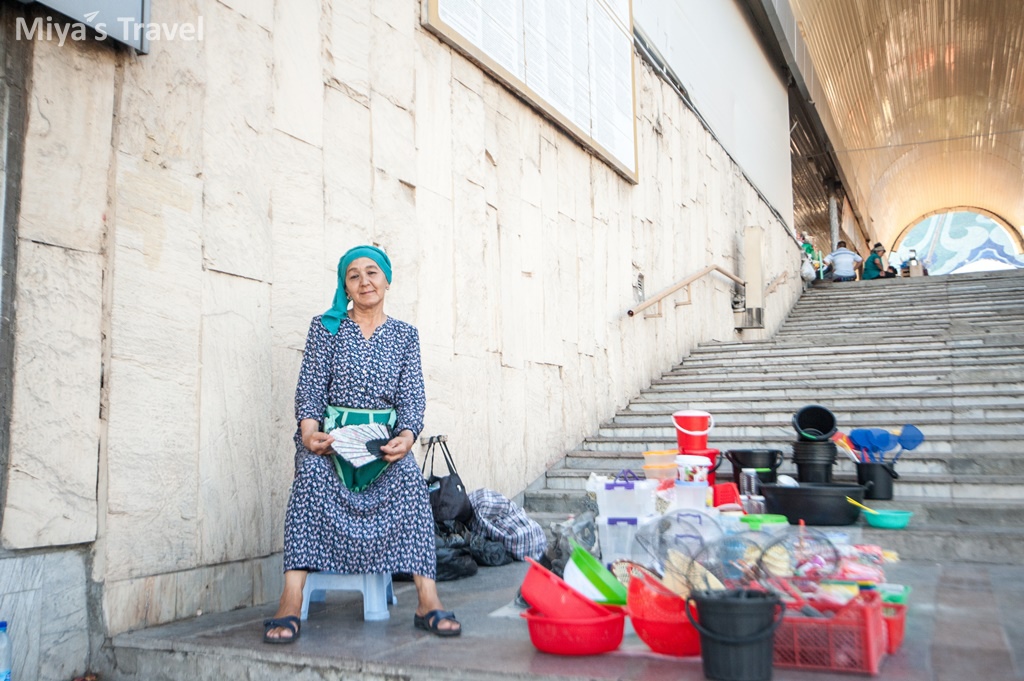 中亞烏茲別克∣走進中亞最著名/古老市集之一楚蘇巴扎Chorsu Market