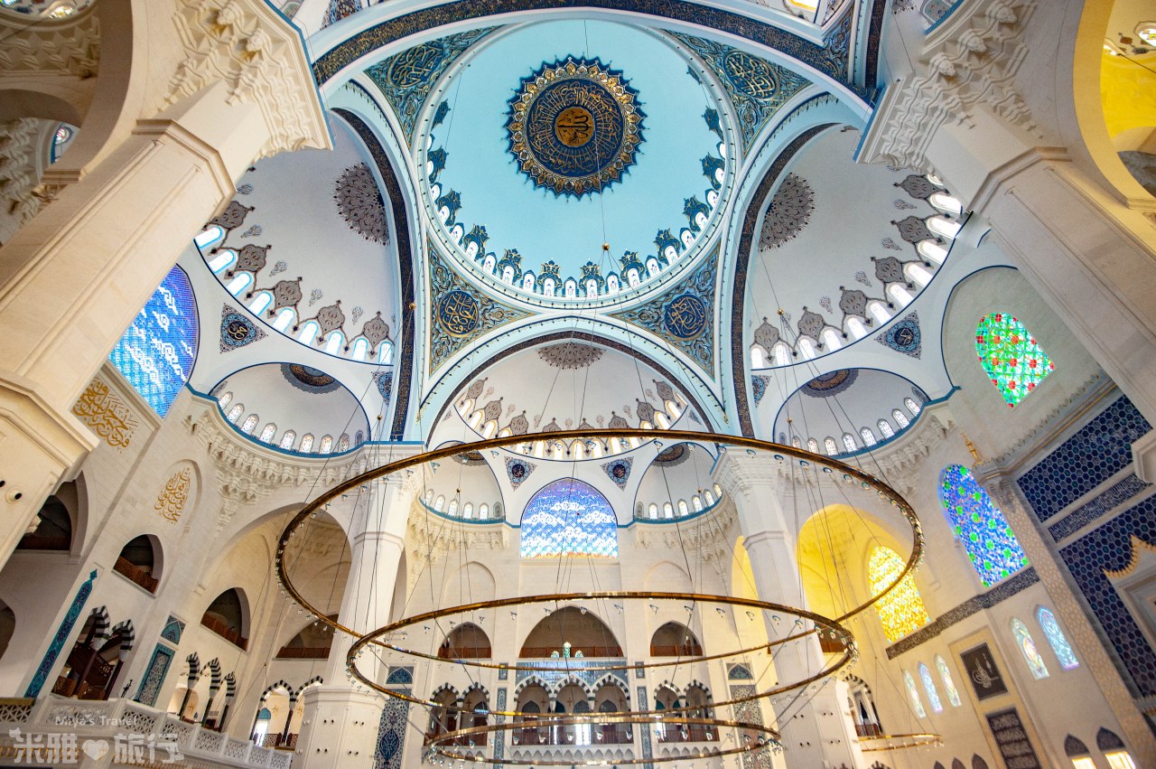土耳其最大清真寺Çamlıca Mosque by Miya's Travel